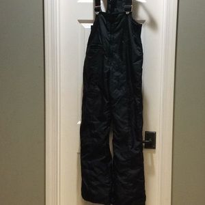 Ski/Snowboard Bibs. SUBELLO Junior 16, Black EUC